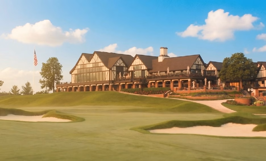 Interlachen Country Club in Edina, MN - view of Clubhouse
