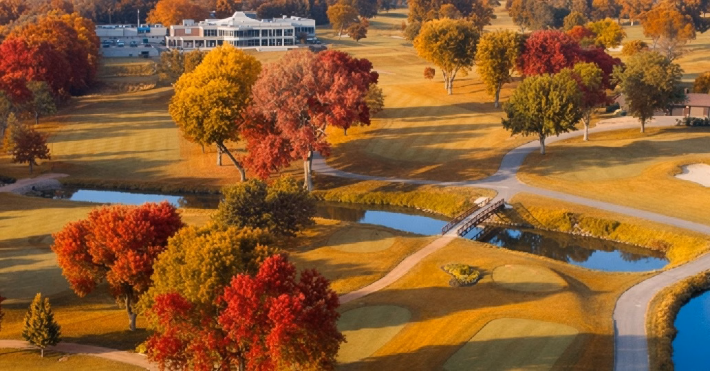 Minnehaha Country Club in Sioux Falls, SD - view of Clubhouse
