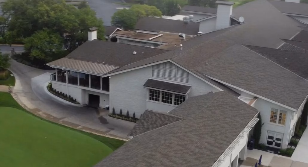 Mission Hills Country Club in Mission Hills, KS - view of Clubhouse
