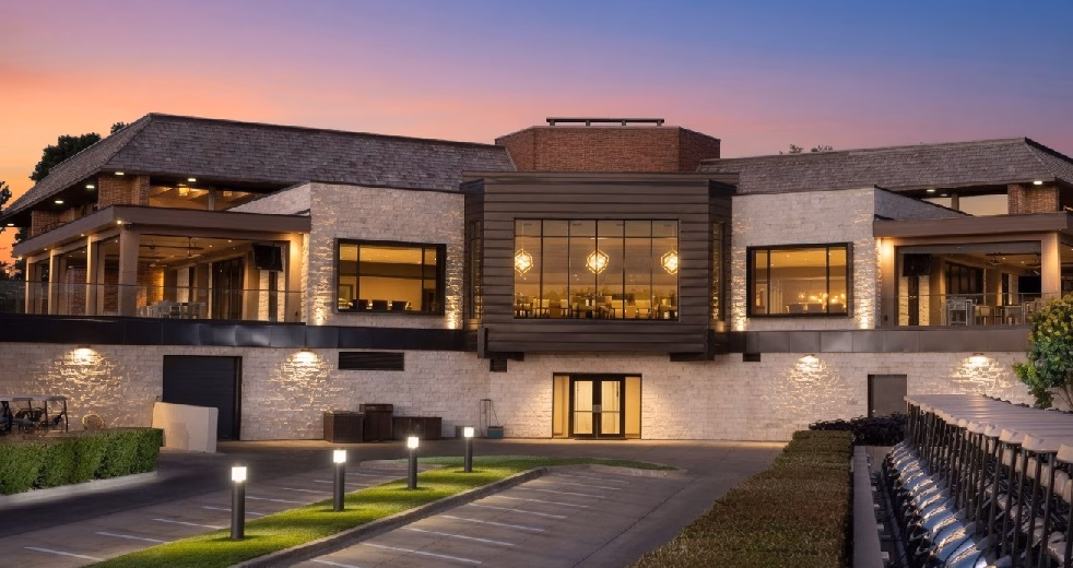 Des Moines Golf & Country Club in West Des Moines, IA - view of Clubhouse