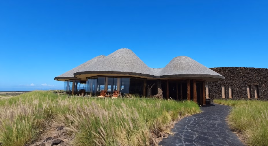 Nanea Golf Club in Kailua-Kona, HI - view of Clubhouse