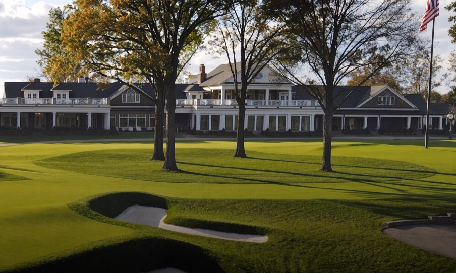 Scioto Country Club in Columbus, OH - view of Clubhouse